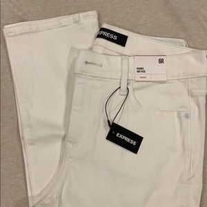 EXPRESS white jeans NWT
